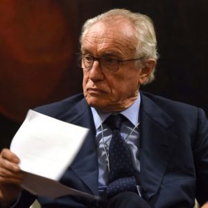 Intesa: Bazoli sarà consultato su governance e strategie