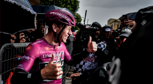 Il ciclista Ackermann al Giro d'Italia