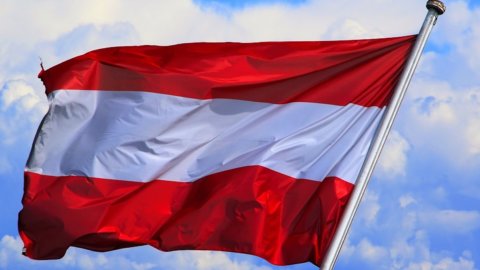 Raiffeisen, gli appelli delle autorità non bastano: la banca austriaca accresce il suo business in Russia