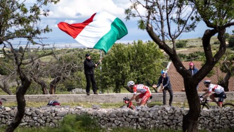 Giro: Conti immer in Pink, das Zeitfahren am Sonntag