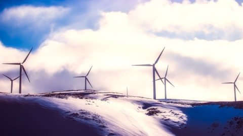 Wind, Enel wins plants in Russia