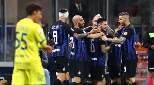 L'Inter esulta contro il Chievo