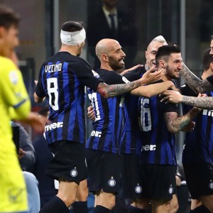 Inter menang dan kembali ke posisi ketiga tetapi Conte adalah meriam lepas