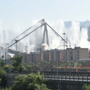 Ponte Morandi, Consulta: legitim pentru a exclude Autostrade