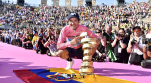 Carapaz vincitore del Giro d'Italia