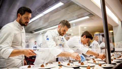 Festa a Vico 2024 du chef Gennaro Esposito : le triomphe de l'excellence de la cuisine italienne est célébré en juin