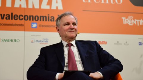 Visco: “Debito, crescita, banche, mini Bot: tutti i rischi dell’Italia”