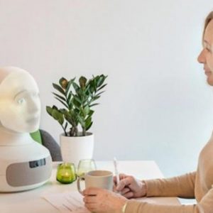 روبوٹ، جب مصنوعی ذہانت ملازمتیں نہیں چھینتی اور کسی کو غریب نہیں کرتی