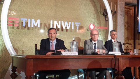 Inwit: lampu hijau untuk merger dengan Vodafone Towers