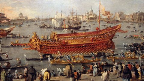 Venezia, grandi navi imitano il Bucintoro: turismo senza più rispetto