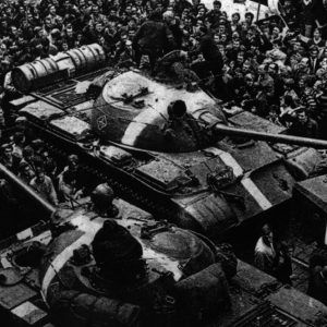 TERJADI HARI INI – Invasi tank Soviet di Praha pada tahun '68