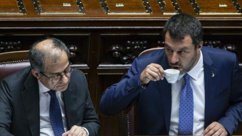 Manovra, scontro sulle misure: Tria vuole rigore, la Lega il deficit