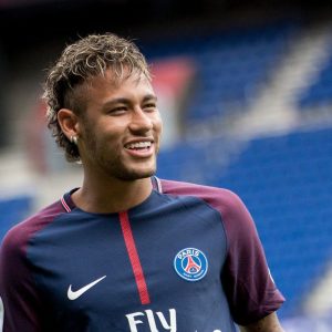 Neymar revient à Barcelone et remet Dybala et Icardi sur les rails