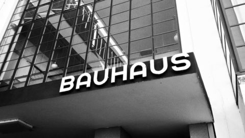 Bauhaus, ce pasiune: praf de stele de la un centenar