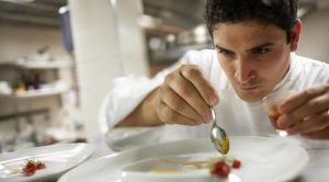 Lo chef argentino Mauro Colagreco
