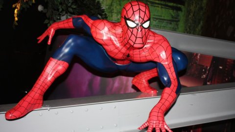 スパイダーマン、さようならアベンジャーズ：ディズニーとソニーの契約が急上昇