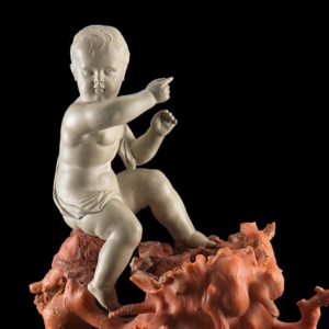 BIAF: “Enfant Napoléon”, inedita scultura-ritratto in corallo e pietra lavica