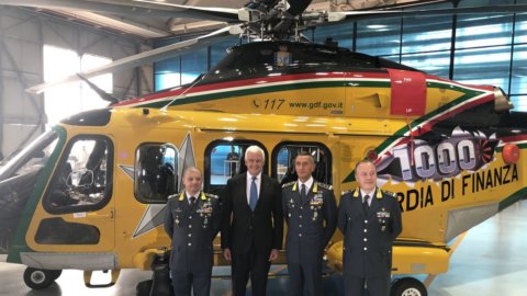 Leonardo: mengirimkan helikopter AW139 yang keseribu, rekor penjualan