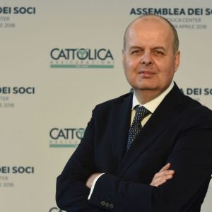 Cattolica：支持 Minali 的股东准备要求召开会议