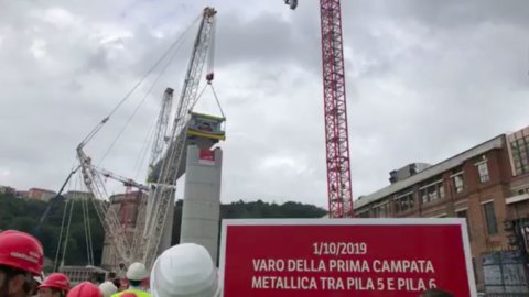 Génova, nace el nuevo puente pero Conte: "Revocar concesiones"