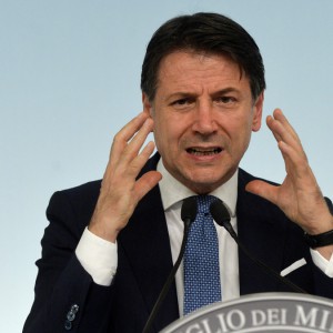 Conte chiede alla Ue di attivare i fondi del Mes