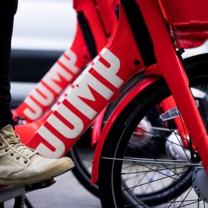 Uber, en Italia se reinicia desde las bicicletas eléctricas con Jump