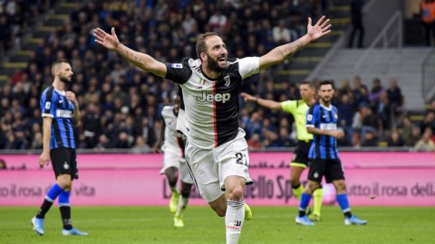 La Juve stende l’Inter e riconquista il primato