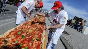 La pizza più lunga del mondo