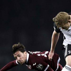 Juve und Inter, Siege erlitten, aber das Scudetto-Duell geht weiter