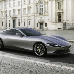 Ferrari: i conti resistono e il titolo accelera