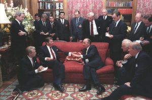 Michail Gorbaciov e Donald Reagan