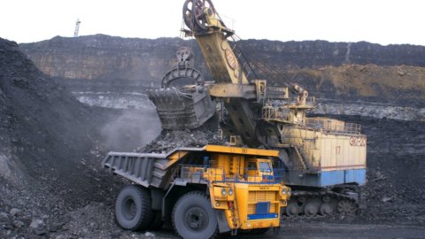 Energi: Tiongkok dan India tidak menyerah pada batu bara. "Planet ? Kami akan menyimpannya pada tahun 2026. Mungkin”