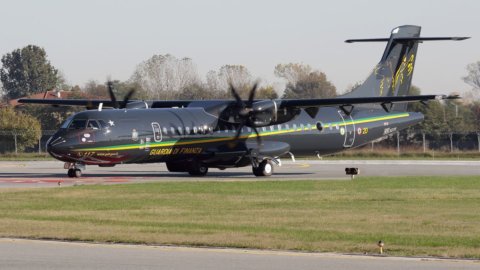 Leonardo, delivered two aircraft to the Guardia di Finanza