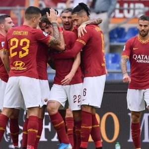 La Roma vola al terzo posto, il Napoli sprofonda e stasera Milan-Lazio