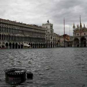 Veneza, novo alarme: 70% do centro histórico inundado