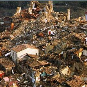 Terremoto Irpinia 40 anni dopo: la classe dirigente resta inadeguata
