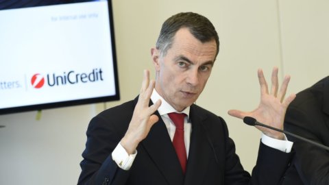 Mustier resta in Unicredit: non andrà in Hsbc