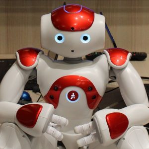 エネルギー、ナオロボットは私たちが支出を減らすのに役立ちます