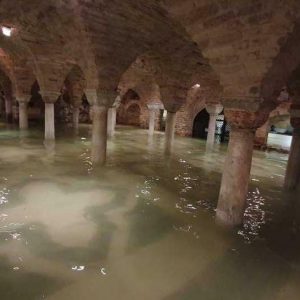 Veneția: San Marco se redeschide, dar alerta rămâne