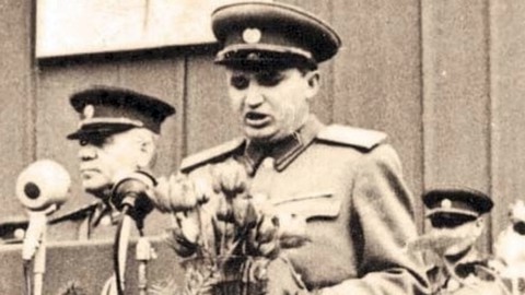 TERJADI HARI INI – Ceaușescu, 30 tahun lalu penembakan sang diktator