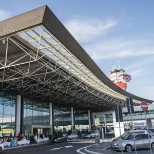 Aeroporti: a Roma impianto di accumulo con batterie usate