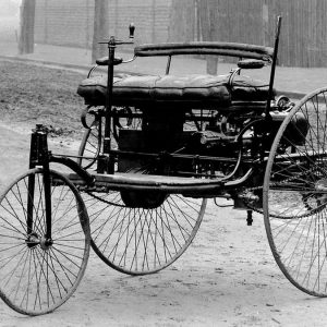 ACCADDE OGGI – Nel 1886 la prima automobile della storia