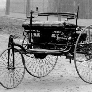 SUCEDIÓ HOY – En 1886 el primer auto de la historia