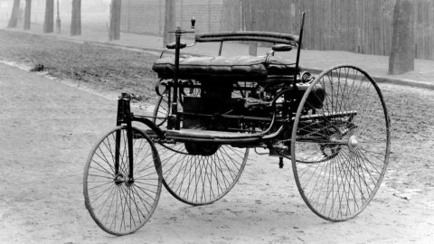 GESCHAH HEUTE – 1886 das erste Auto der Geschichte