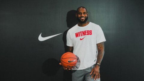 ACCADDE OGGI – La Nike festeggia 56 anni