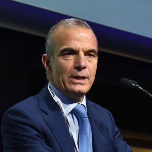 Banche e risparmio gestito: Sanpaolo Invest Sim sarà incorporata in Fideuram entro il 2022
