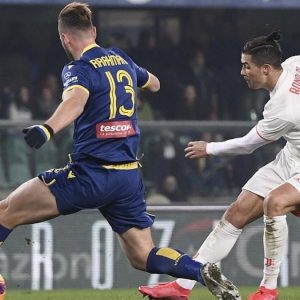 Juve, CR7 membuat rekor tetapi Sarri mengumpulkan kegagalan: fatal Verona