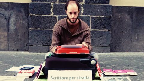 Interview with Walter Lazzarin: writer on the street (temporarily at home)