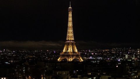 Paris: Kitap Fuarı 2021'e ertelendi