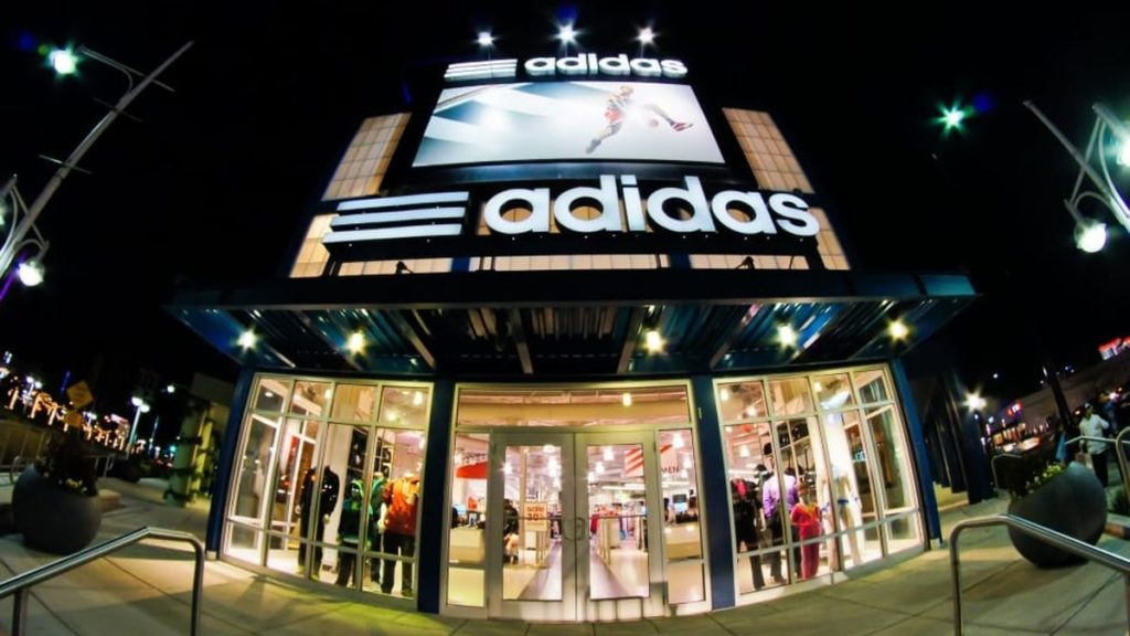 Las acciones de Adidas, cotizan en Bolsa - FIRSTonline